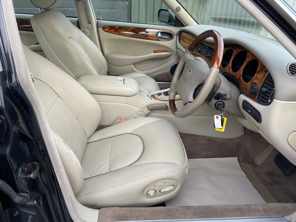 1998 Daimler - Image 30 of 30