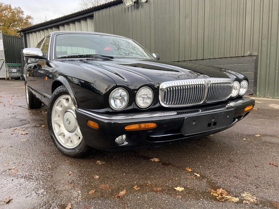 1998 Daimler - Image 12 of 30
