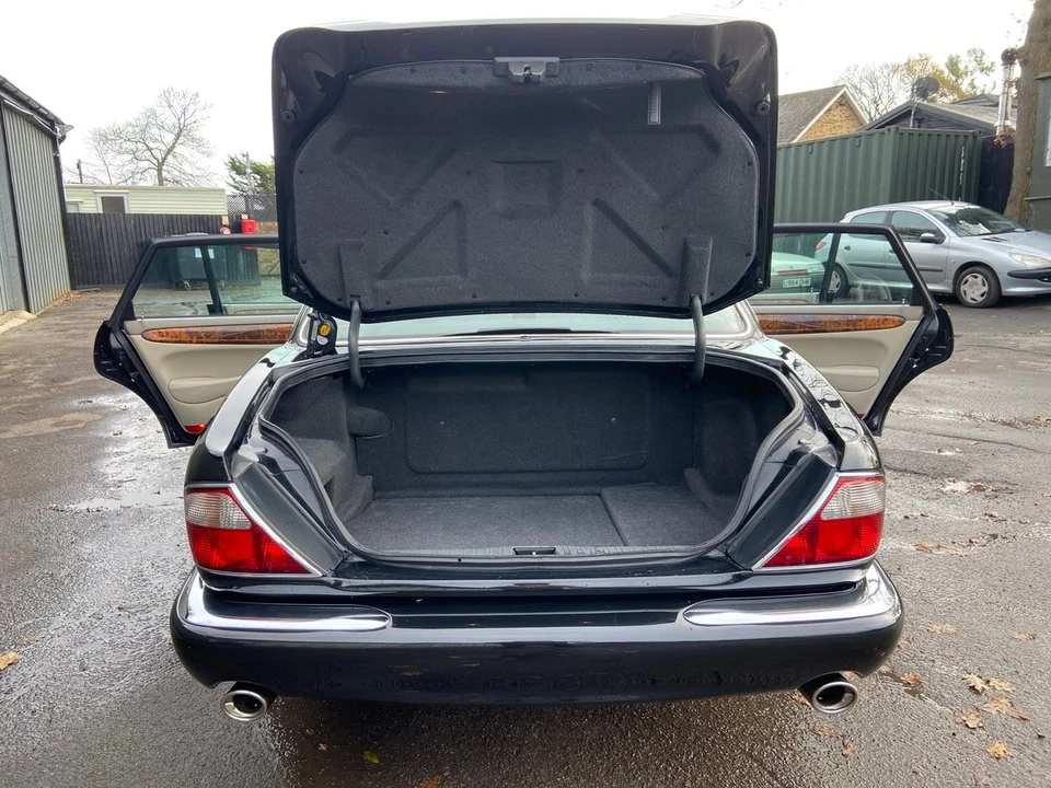 1998 Daimler - Image 20 of 30