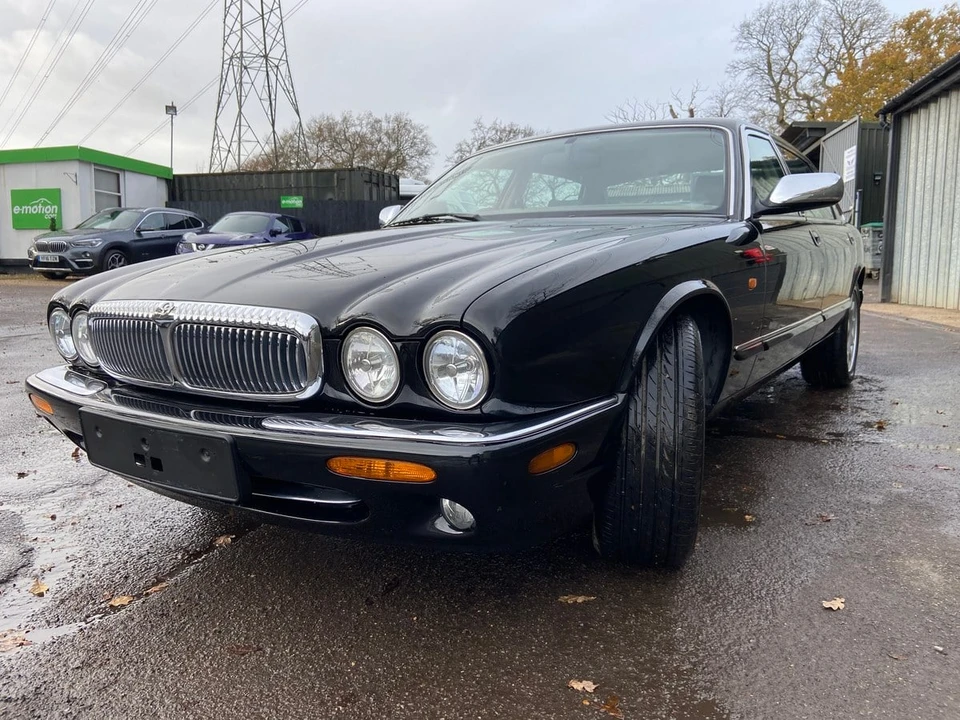 1998 Daimler - Image 13 of 30