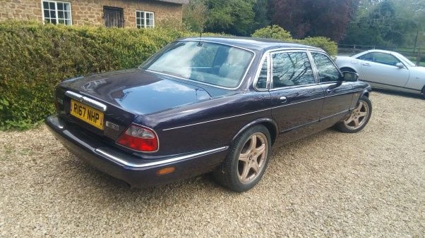 1998 Daimler - Image 2 of 5