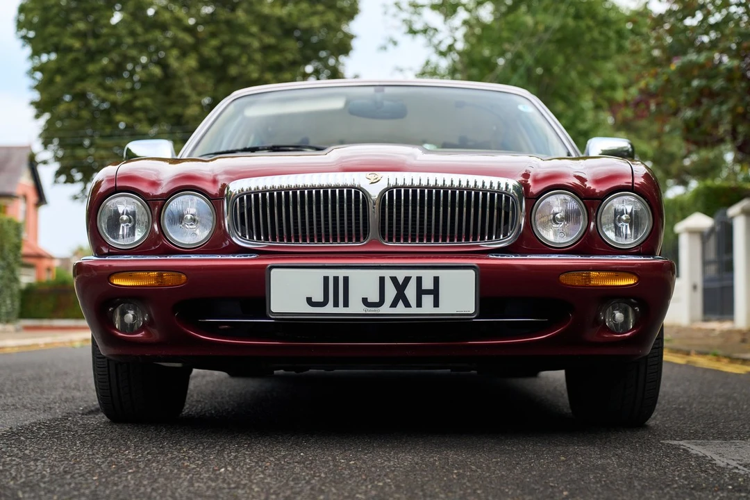 1998 Daimler - Image 14 of 30
