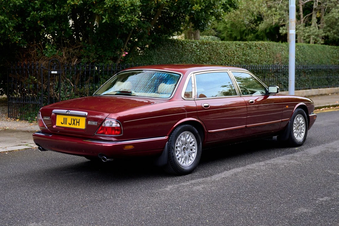 1998 Daimler - Image 6 of 30