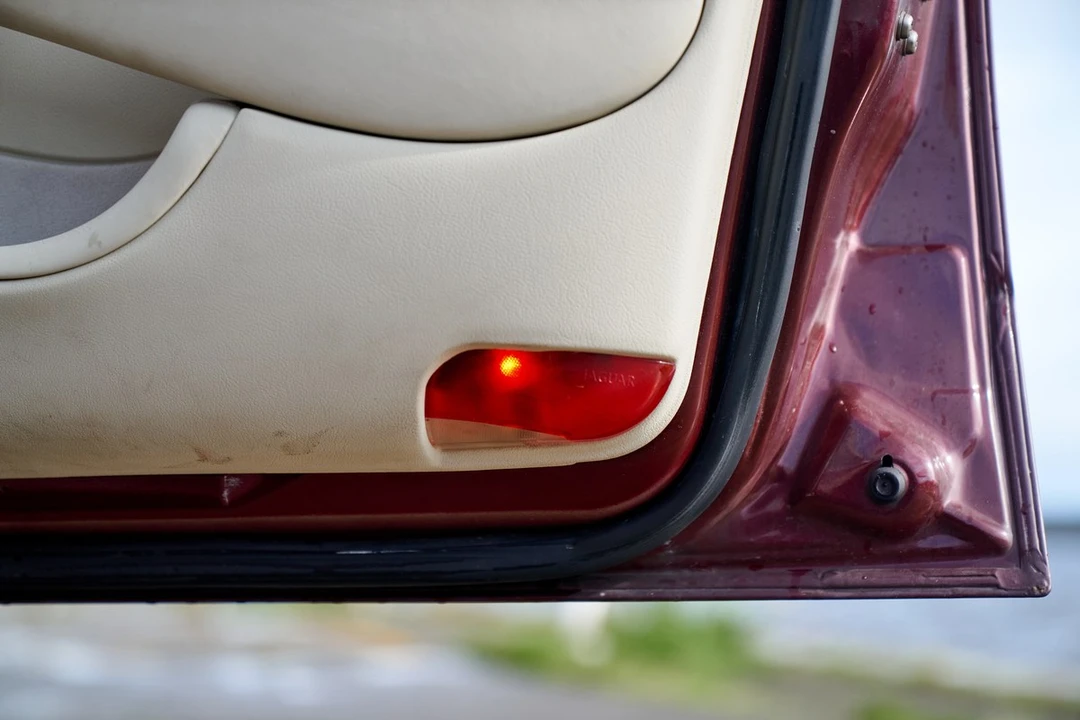 1998 Daimler - Image 29 of 30