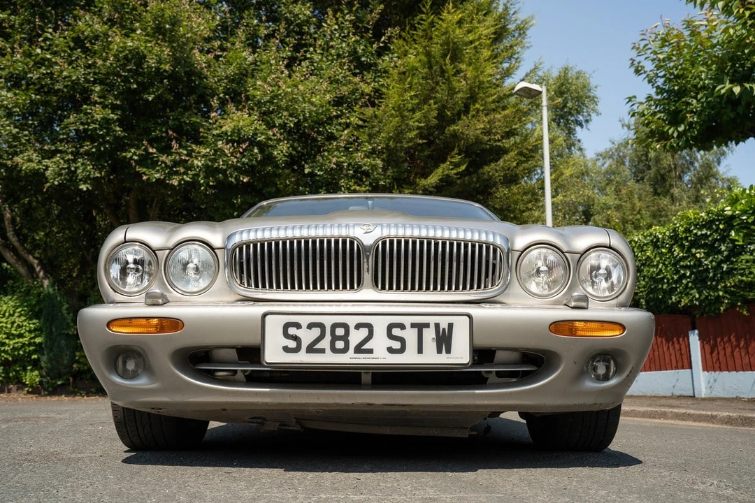1998 Daimler - Image 4 of 30