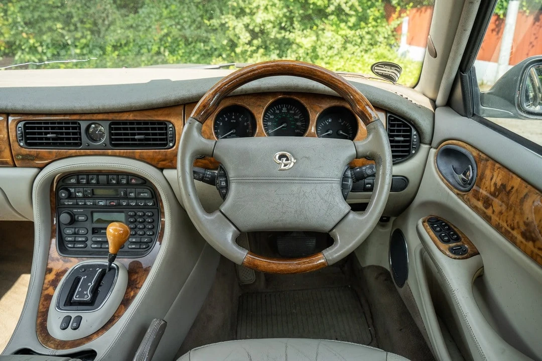 1998 Daimler - Image 21 of 30