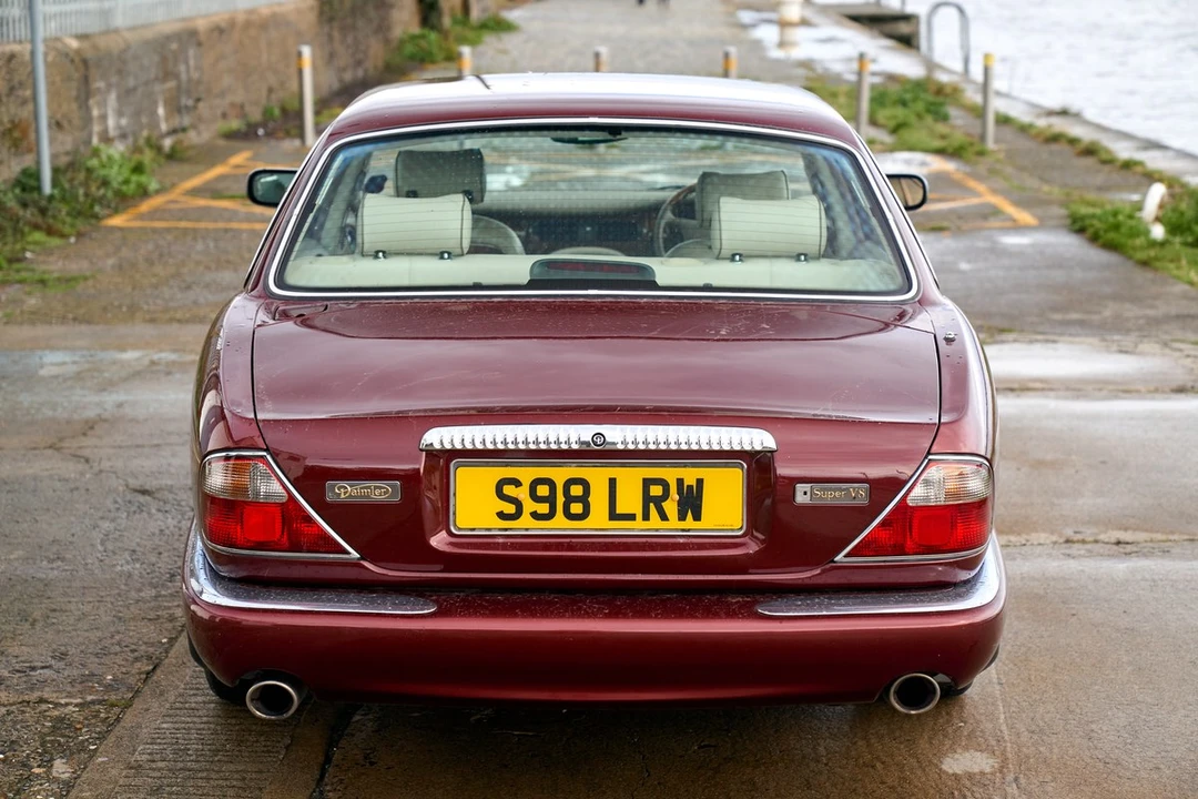 1998 Daimler - Image 17 of 30