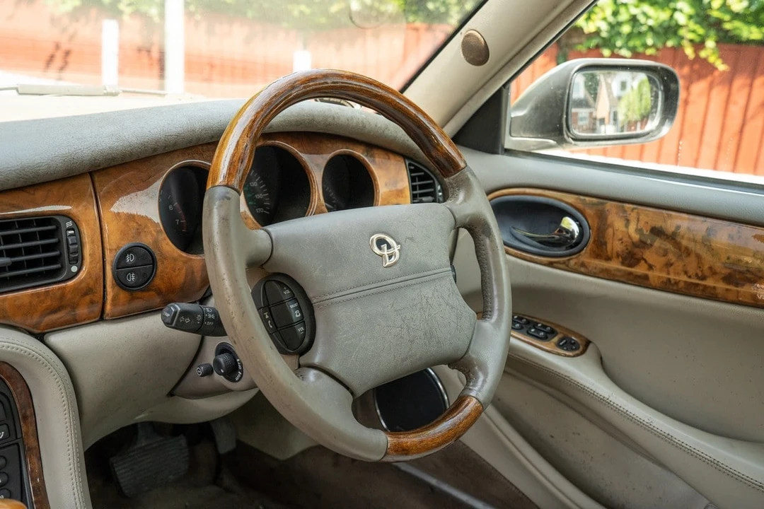 1998 Daimler - Image 19 of 30