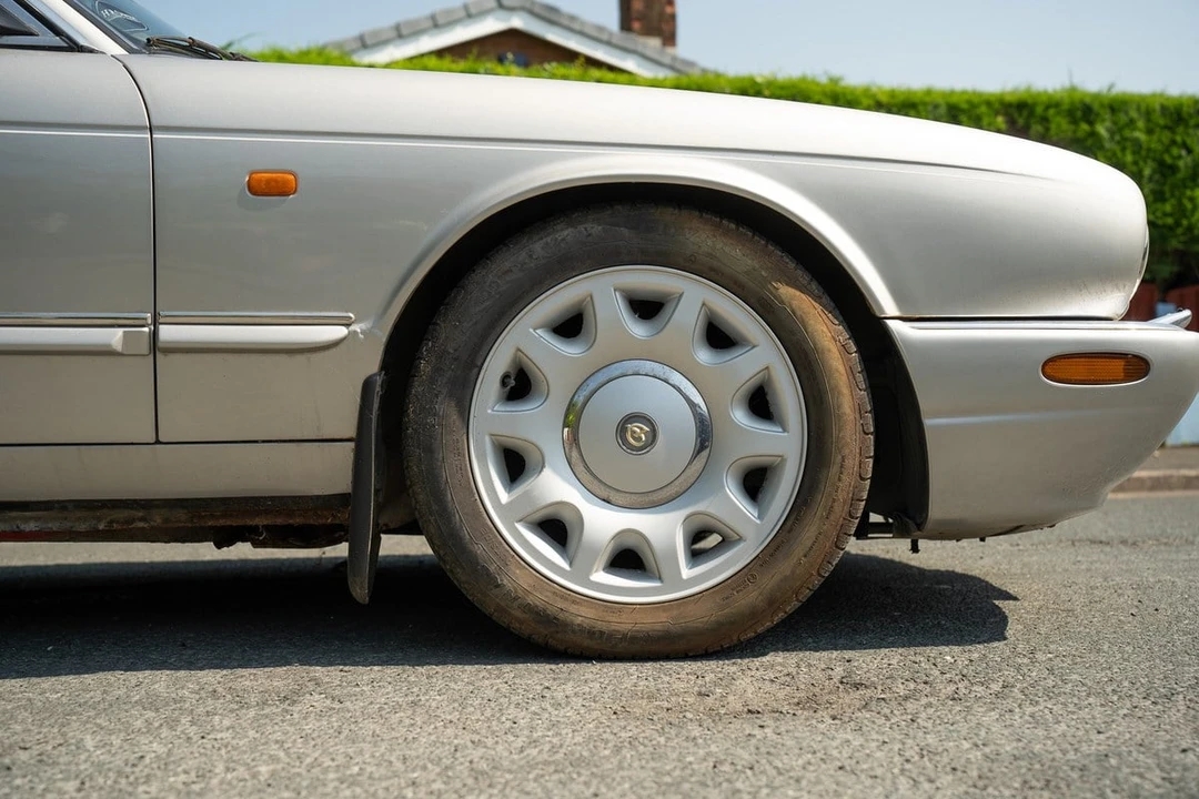 1998 Daimler - Image 13 of 30