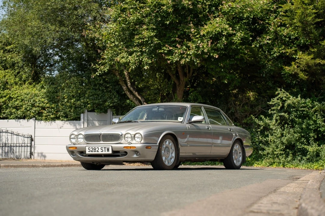 1998 Daimler - Image 7 of 30