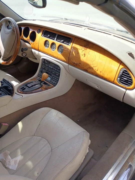 1998 Jaguar X100 XK8 - Image 7 of 10