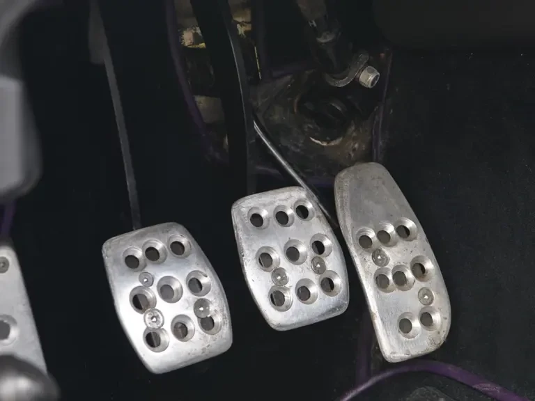 1998 DeTomaso - Image 15 of 27