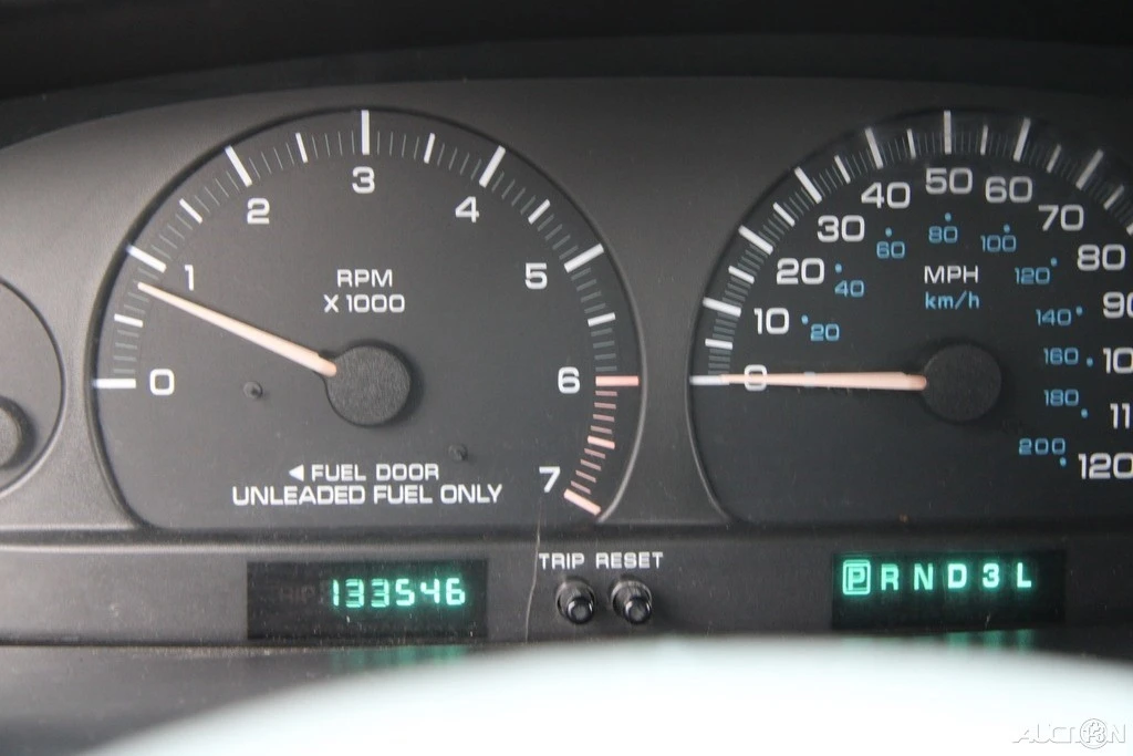 1998 Dodge Caravan - Image 17 of 21