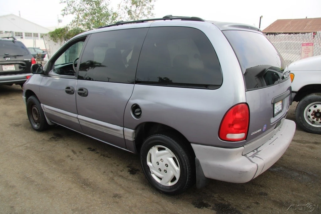 1998 Dodge Caravan - Image 5 of 21