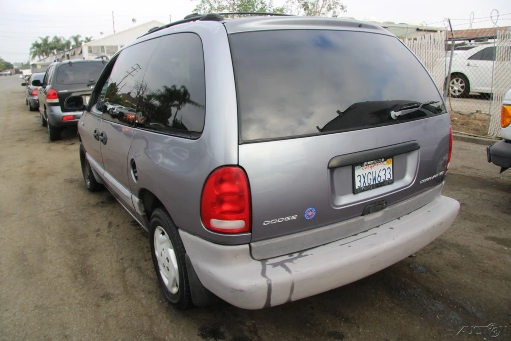 1998 Dodge Caravan - Image 6 of 21