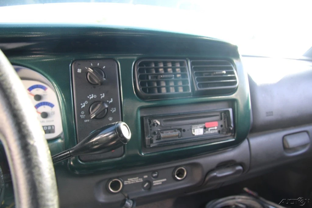 1998 Dodge Dakota 2nd Gen - Image 14 of 21
