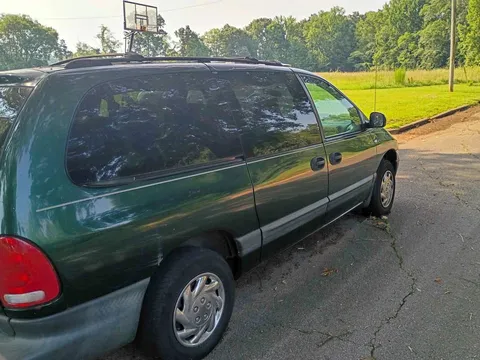 1998 Dodge Grand Caravan Passenger SE Minivan