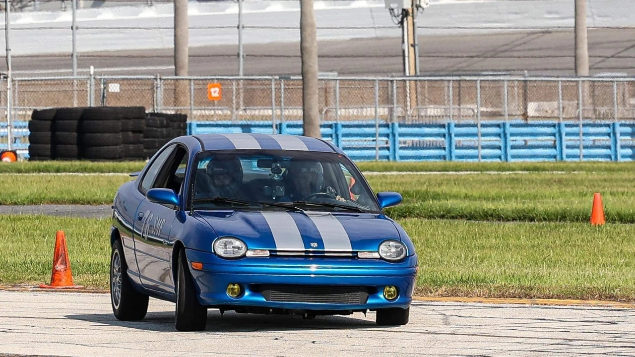 1998 Dodge Neon - Image 20 of 21