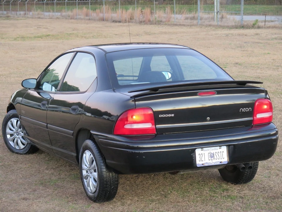 1998 Dodge Neon - Image 2 of 4