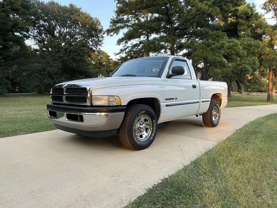 1998 Dodge Ram 2nd Gen - Image 2 of 31