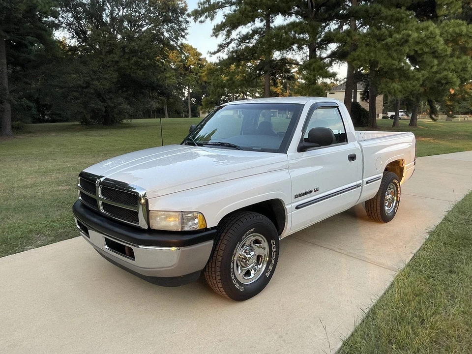 1998 Dodge Ram 2nd Gen - Image 3 of 31