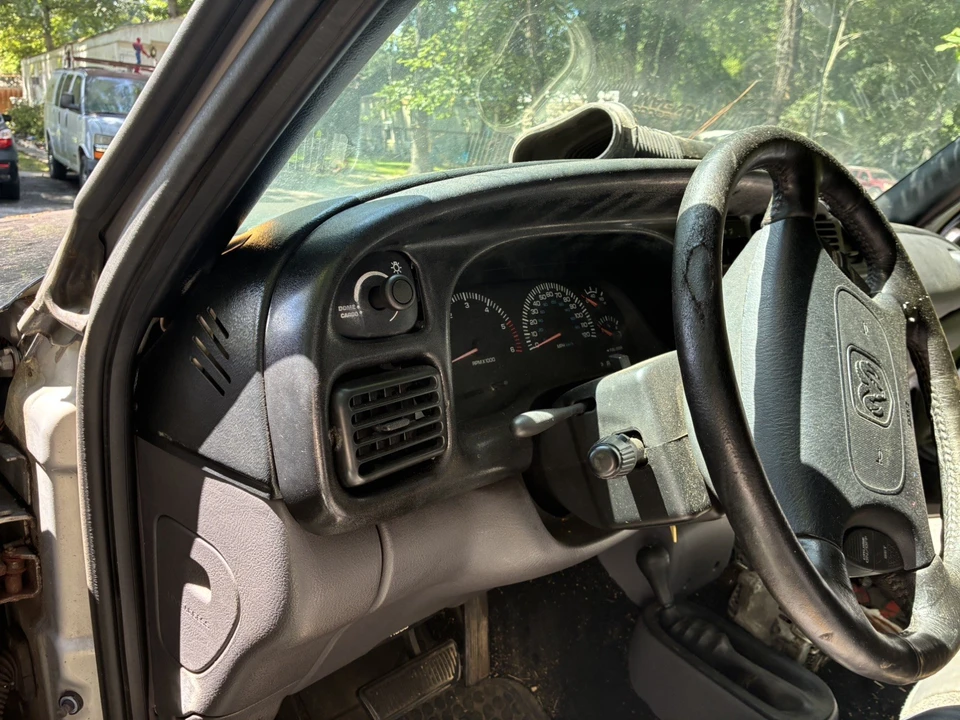 1998 Dodge Ram 2nd Gen - Image 2 of 19