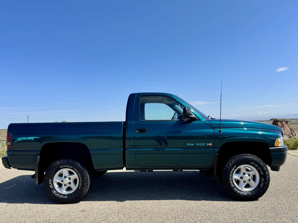 1998 Dodge Ram 2nd Gen - Image 16 of 31