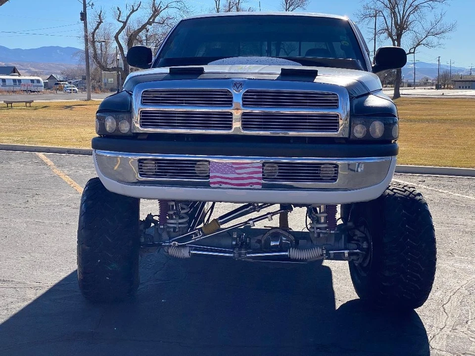 1998 Dodge Ram 2nd Gen - Image 2 of 31
