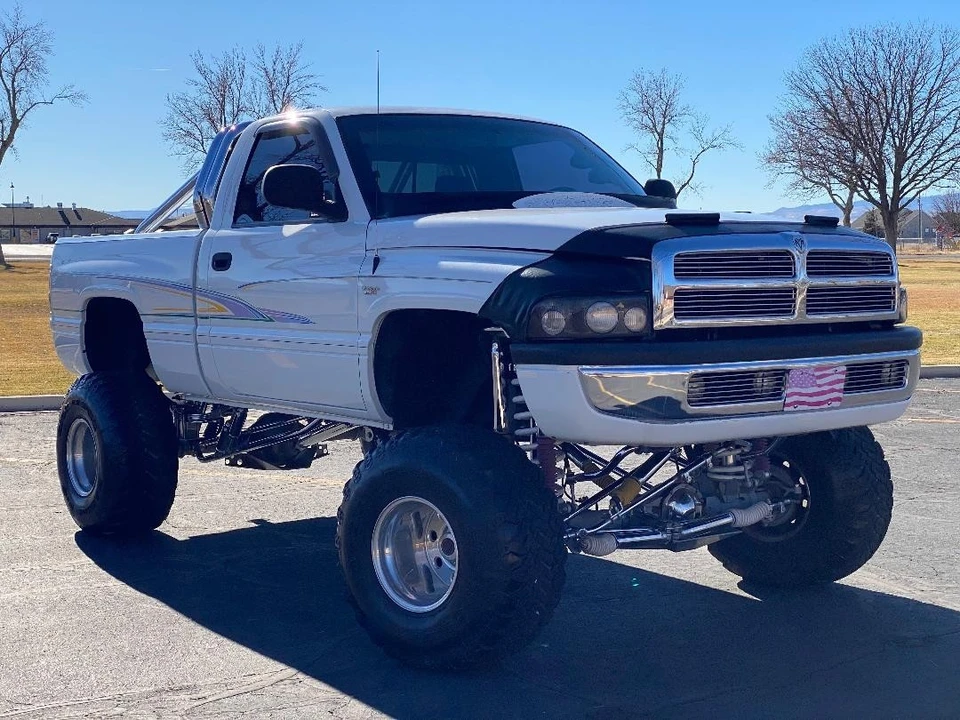 1998 Dodge Ram 2nd Gen - Image 3 of 31