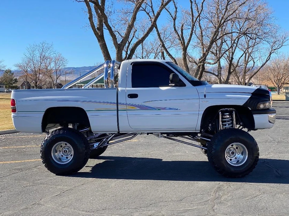 1998 Dodge Ram 2nd Gen - Image 4 of 31