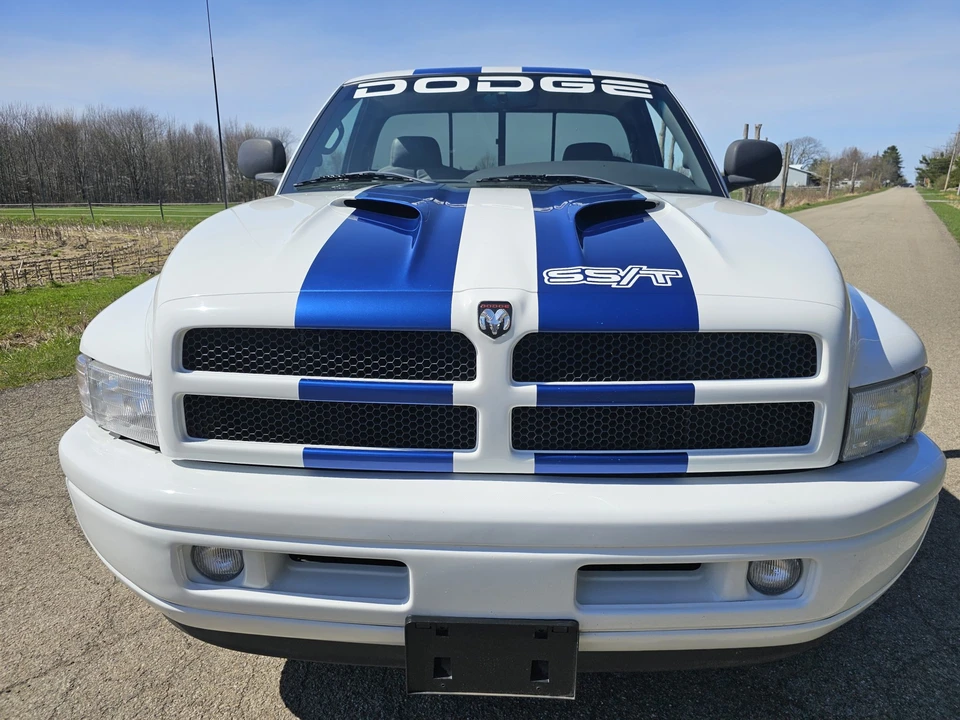 1998 Dodge Ram 2nd Gen - Image 4 of 31