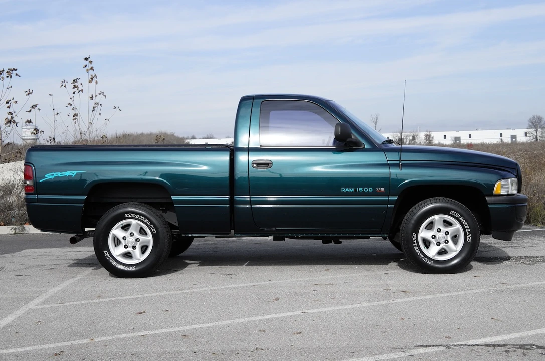 1998 Dodge Ram 1st Gen - Image 20 of 31