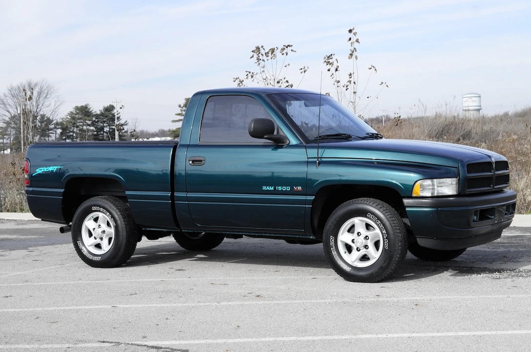 1998 Dodge Ram 1st Gen - Image 21 of 31