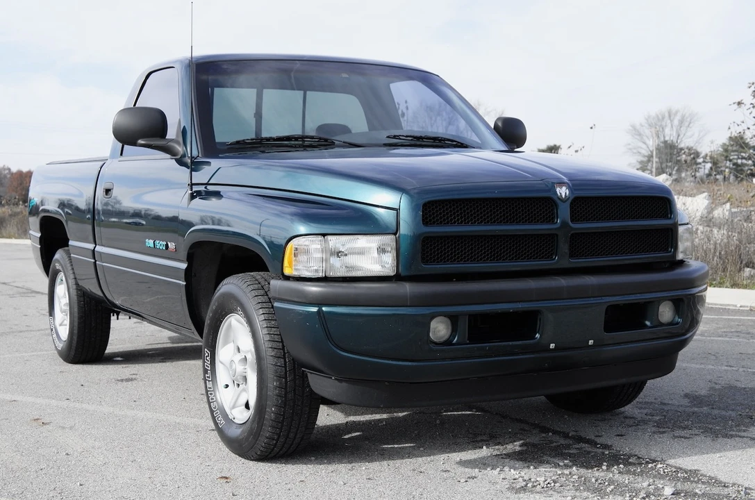 1998 Dodge Ram 1st Gen - Image 23 of 31