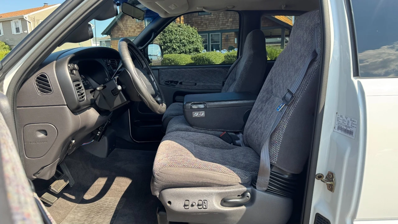 1998 Dodge Ram 2nd Gen - Image 22 of 31