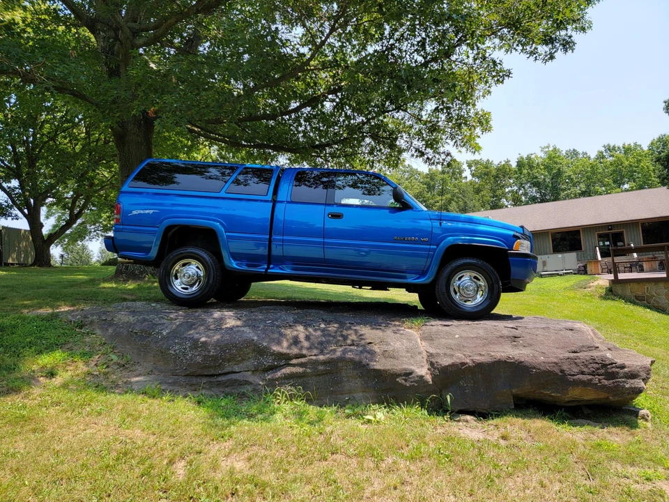 1998 Dodge Ram 2nd Gen - Image 2 of 31