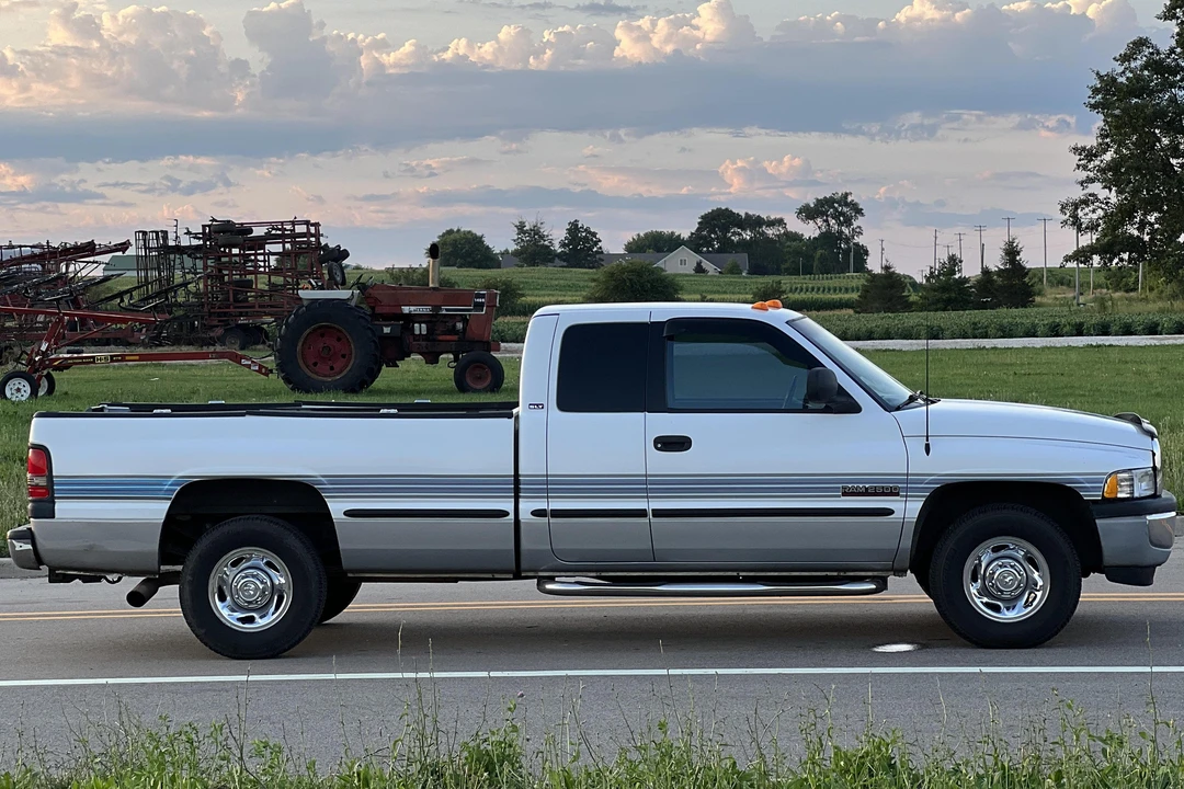 1998 Dodge Ram 2nd Gen - Image 3 of 11