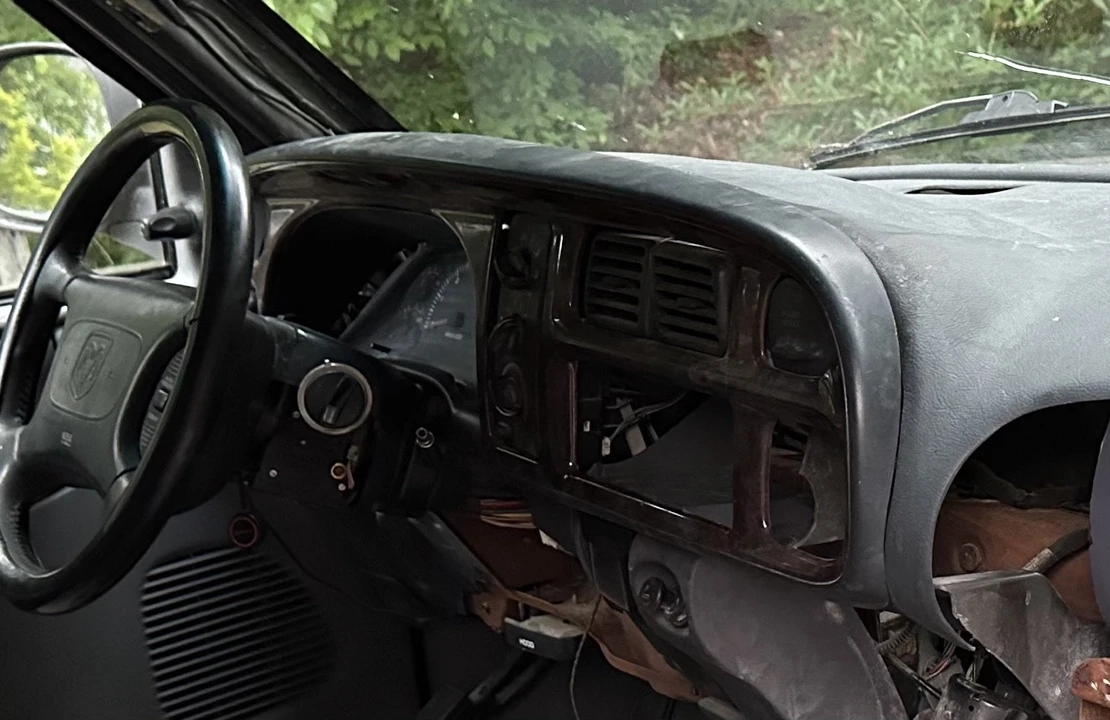 1998 Dodge Ram 2nd Gen - Image 9 of 31