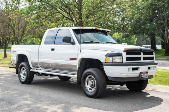1998 Dodge Ram 2500HD Laramie SLT Quad Cab 4×4 Cummins