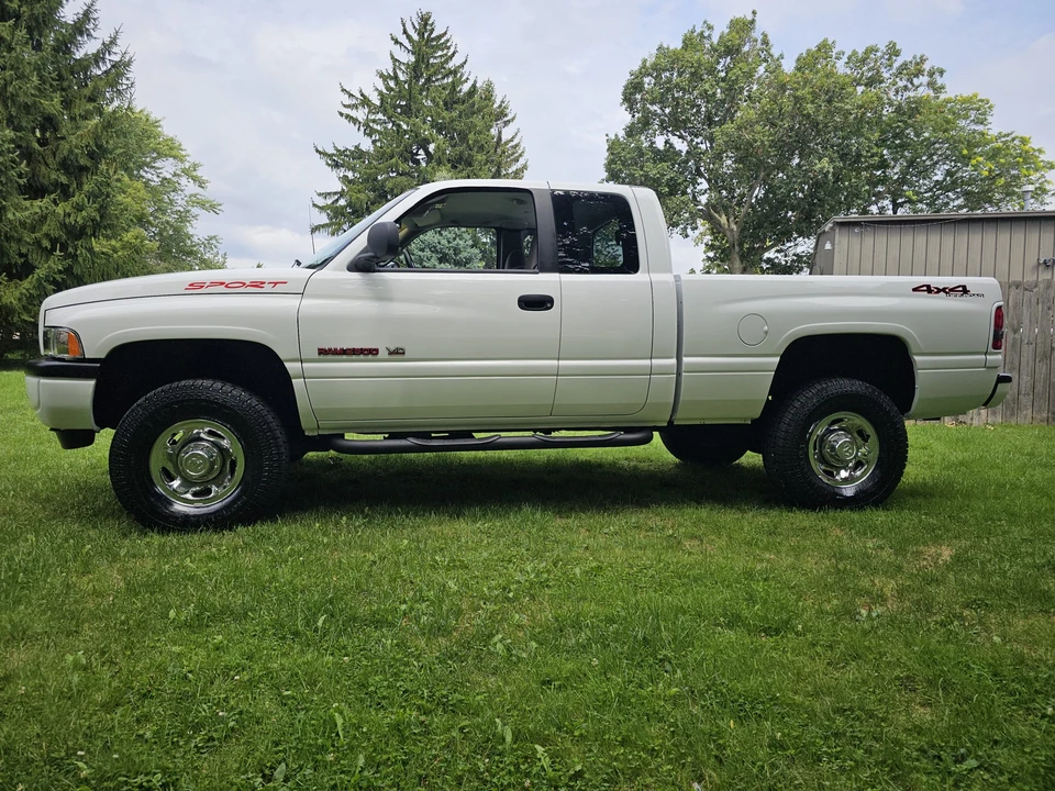 1998 Dodge Ram 2nd Gen - Image 7 of 31