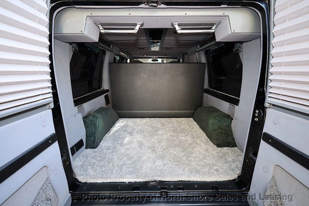 1998 Dodge Ram Van - Image 7 of 12