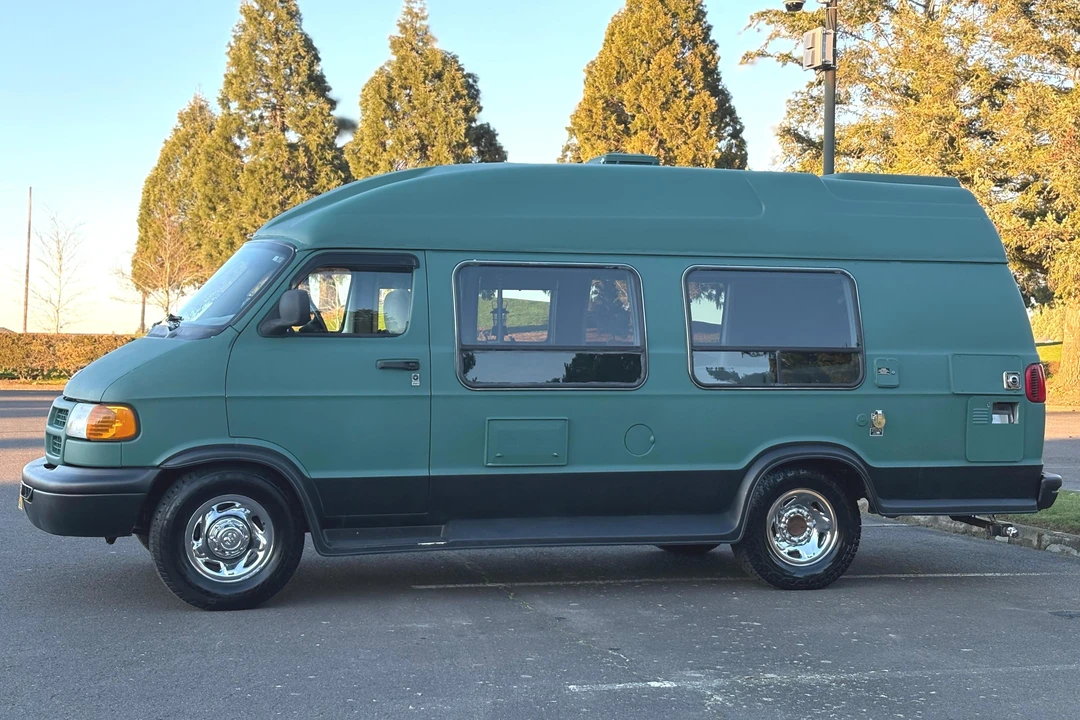 1998 Dodge Ram Van - Image 3 of 31