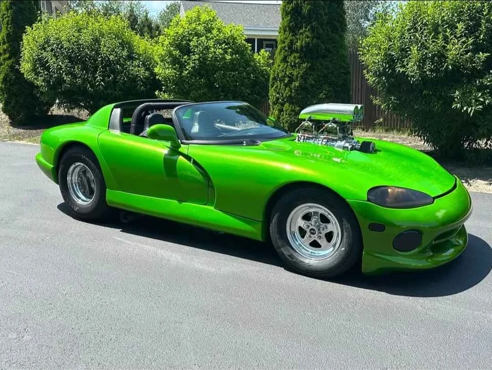 1998 Dodge Viper 2nd Gen - Image 2 of 8