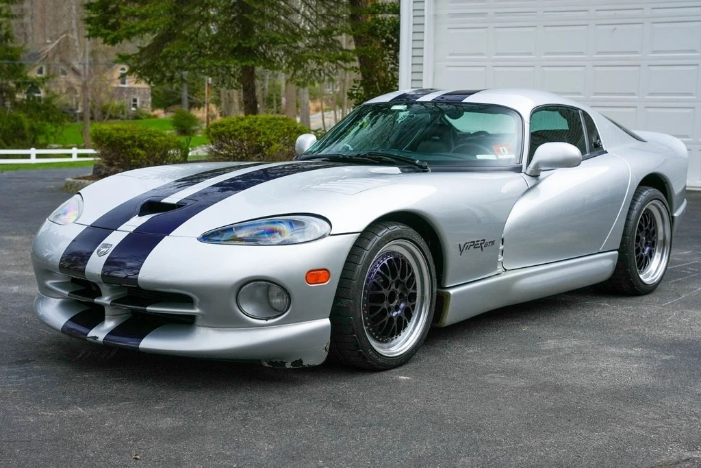 1998 Dodge Viper GTS 2nd Gen - Image 15 of 24