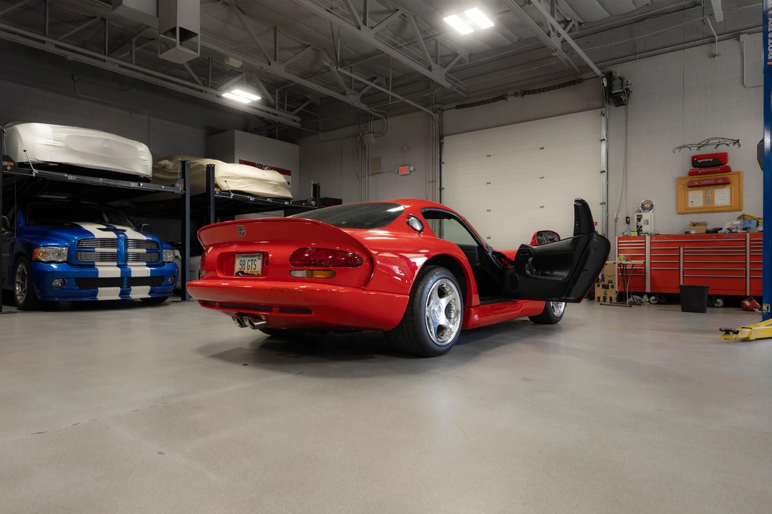 1998 Dodge Viper GTS 2nd Gen - Image 27 of 31