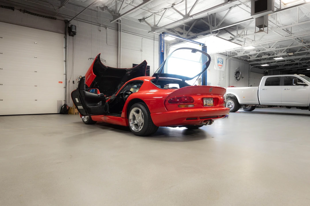 1998 Dodge Viper GTS 2nd Gen - Image 23 of 31