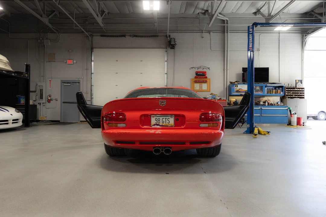 1998 Dodge Viper GTS 2nd Gen - Image 26 of 31