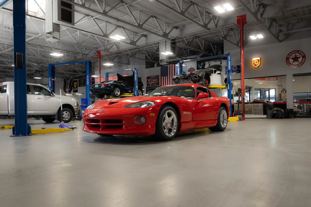 1998 Dodge Viper GTS 2nd Gen - Image 9 of 31