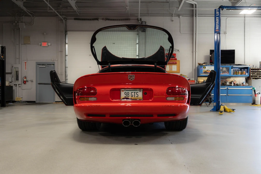 1998 Dodge Viper GTS 2nd Gen - Image 25 of 31