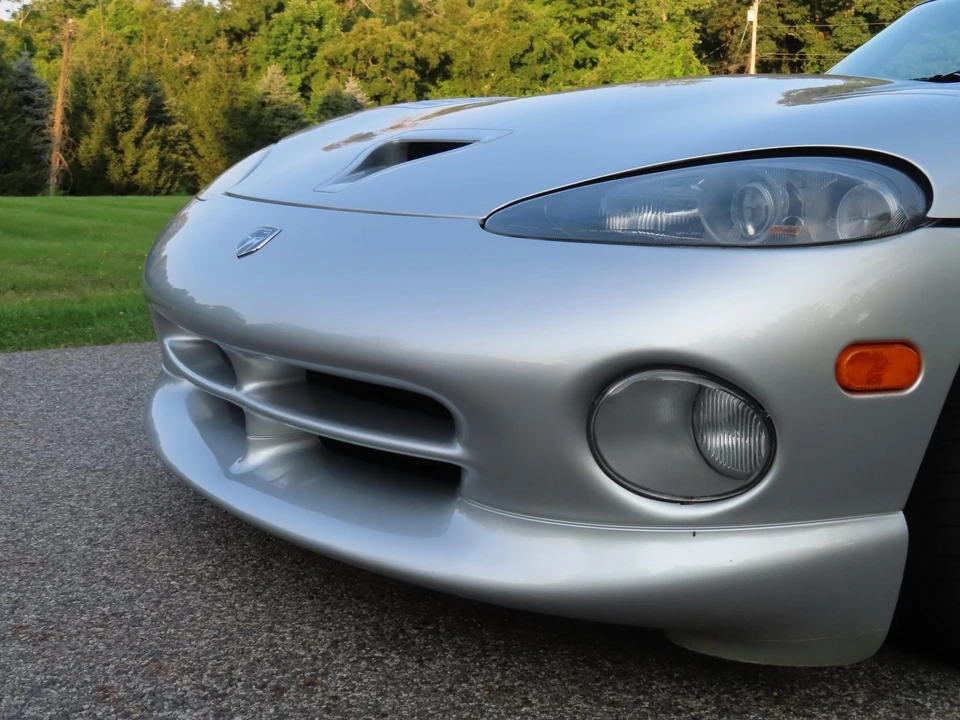 1998 Dodge Viper GTS 2nd Gen - Image 26 of 31